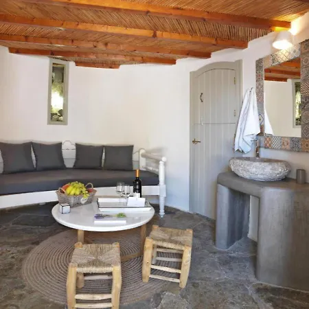 Windmilos Apartment Tripiti